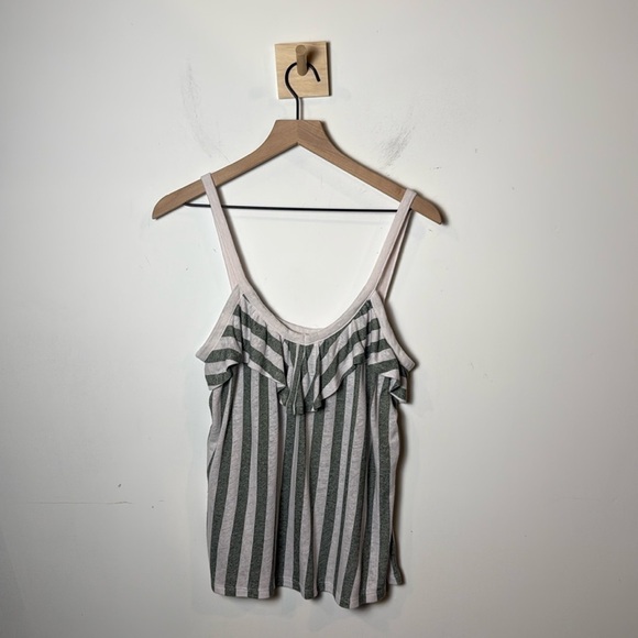 Old Navy Womens Linen Blend Stripped Ruffle Front Tank Top Beach Summer Lounge M - Picture 1 of 9